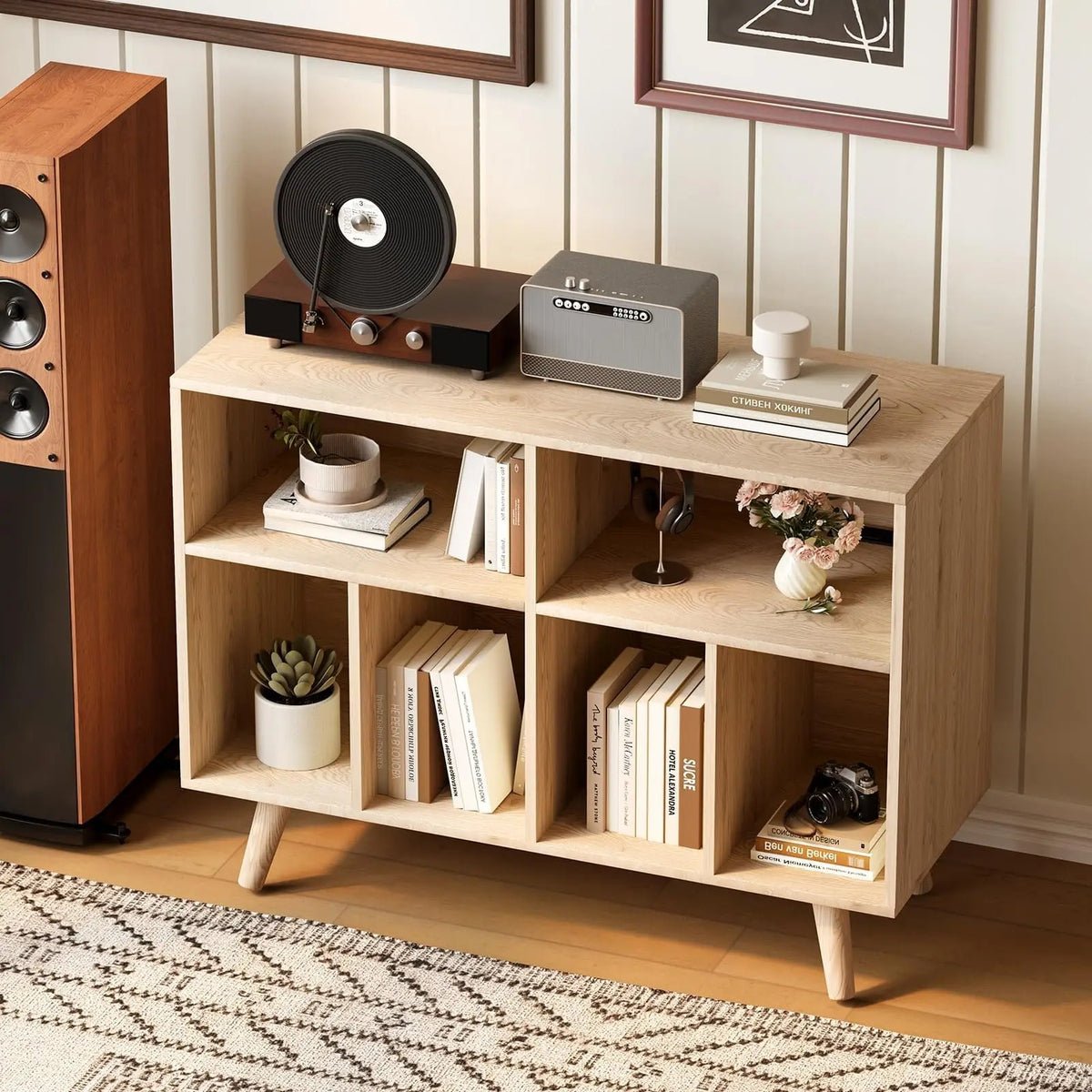 Meuble platine vinyle 100 cm bois clair — vue dans le salon